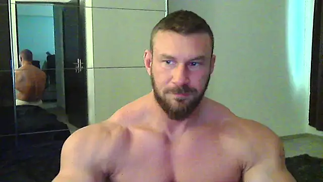 Snapshot of muscularkevin chatting on February 3, 2026, 10:31 am muscularkevin online show from February 3, 2026, 10:31 am