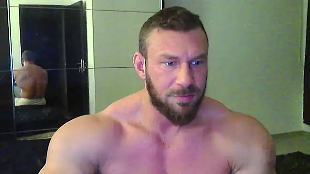 Snapshot of muscularkevin chatting on February 11, 2026, 4:45 am muscularkevin online show from February 11, 2026, 4:45 am