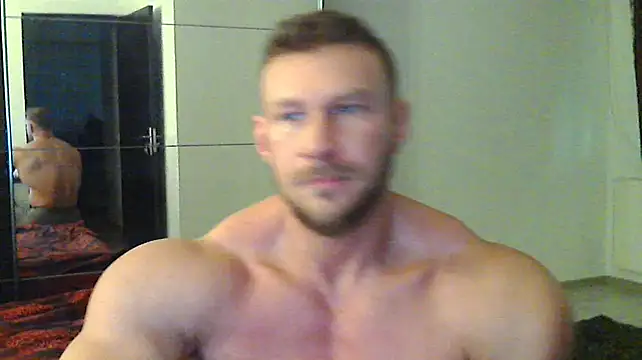 Snapshot of muscularkevin chatting on December 14, 2024, 1:27 pm muscularkevin online show from December 14, 2024, 1:27 pm