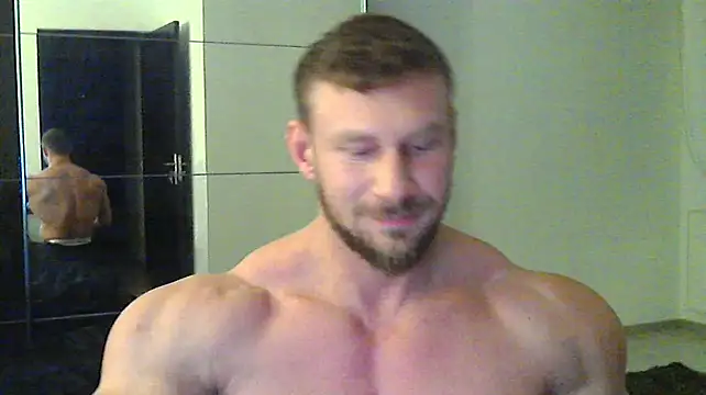 Snapshot of muscularkevin chatting on December 27, 2024, 2:33 pm muscularkevin online show from December 27, 2024, 2:33 pm