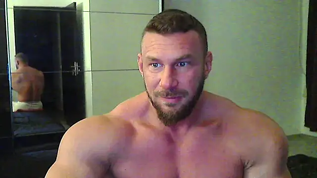 Snapshot of muscularkevin chatting on December 20, 2025, 4:48 am muscularkevin online show from December 20, 2025, 4:48 am