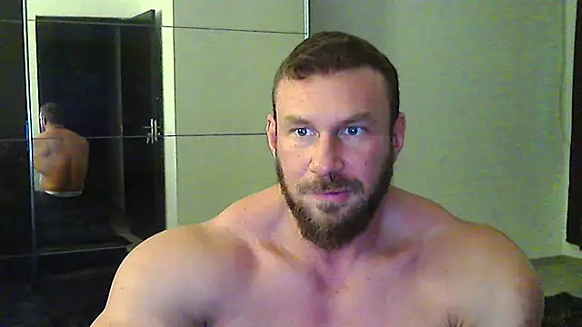 Snapshot of muscularkevin chatting on January 6, 2026, 2:21 pm muscularkevin online show from January 6, 2026, 2:21 pm