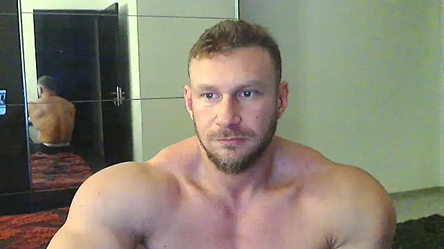 Snapshot of muscularkevin chatting on December 13, 2024, 2:27 pm muscularkevin online show from December 13, 2024, 2:27 pm