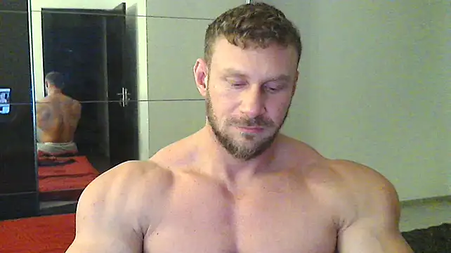 Snapshot of muscularkevin chatting on December 23, 2024, 2:17 pm muscularkevin online show from December 23, 2024, 2:17 pm