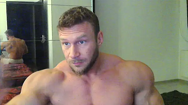 Snapshot of muscularkevin chatting on December 8, 2024, 4:44 am muscularkevin online show from December 8, 2024, 4:44 am