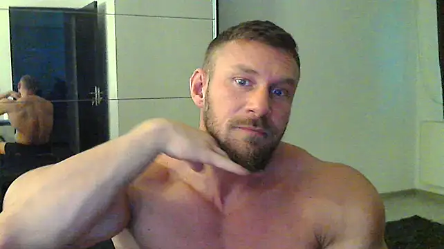 Snapshot of muscularkevin chatting on February 17, 2025, 3:11 pm muscularkevin online show from February 17, 2025, 3:11 pm