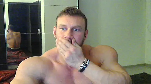 Snapshot of muscularkevin chatting on December 26, 2024, 2:27 pm muscularkevin online show from December 26, 2024, 2:27 pm