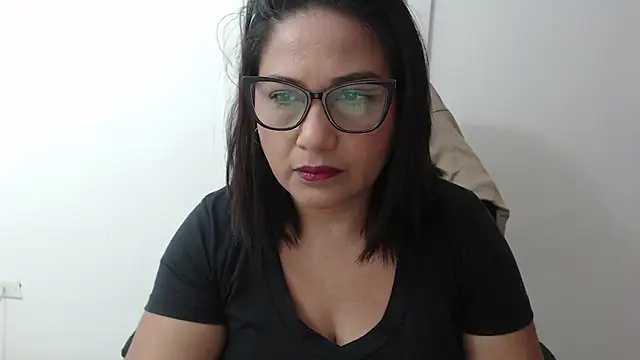 Snapshot of Katha_Marck chatting on March 6, 2026, 12:11 pm Katha Marck online show from March 6, 2026, 12:11 pm