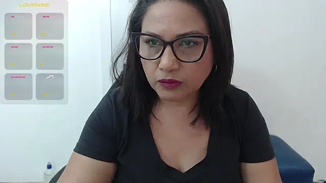 Snapshot of Katha_Marck chatting on March 31, 2026, 12:40 pm Katha Marck online show from March 31, 2026, 12:40 pm