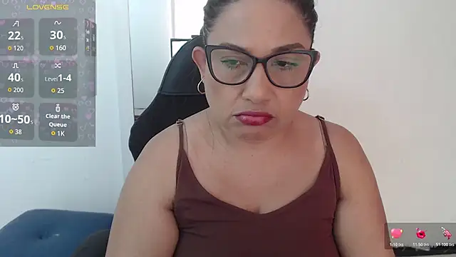 Snapshot of Katha_Marck chatting on April 10, 2026, 2:02 pm Katha Marck online show from April 10, 2026, 2:02 pm