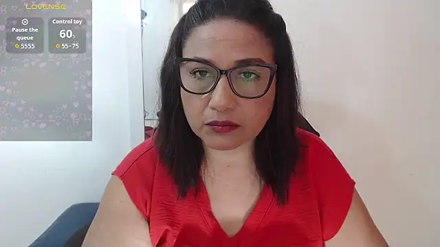 Snapshot of Katha_Marck chatting on April 9, 2026, 2:45 pm Katha Marck online show from April 9, 2026, 2:45 pm
