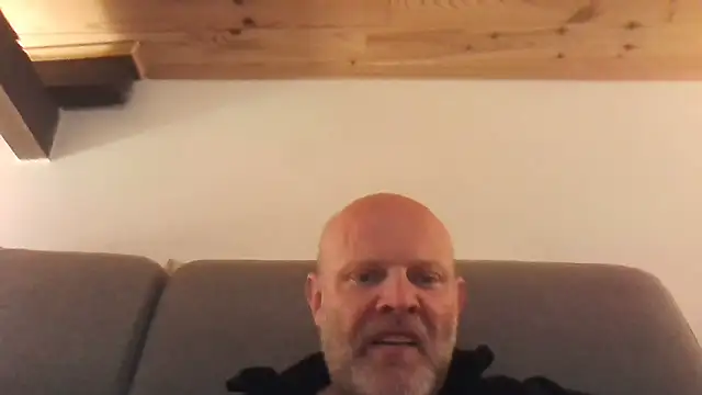 Snapshot of davigochi77bcn chatting on April 12, 2026, 7:50 pm davigochi77bcn online show from April 12, 2026, 7:50 pm