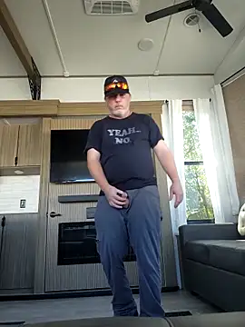 Snapshot of Hotredheadandtoungelasher chatting on November 17, 2025, 4:11 pm Hotredheadandtoungelasher online show from November 17, 2025, 4:11 pm