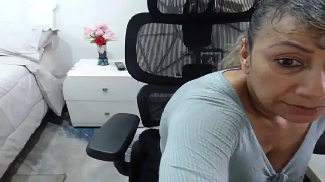 jesy hot online show from May 29, 2026, 9:54 pm