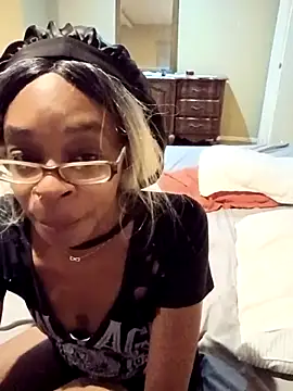 Snapshot of Jasmine_FullsShine chatting on April 23, 2026, 2:18 am Jasmine FullsShine online show from April 23, 2026, 2:18 am