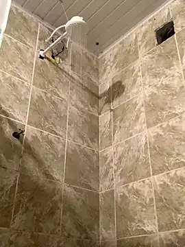 Snapshot of raphadoors19 chatting on January 8, 2026, 1:22 am raphadoors19 online show from January 8, 2026, 1:22 am