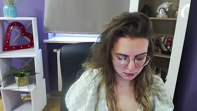 Snapshot of Zoey_Erotic chatting on February 11, 2025, 11:53 am Zoey Erotic online show from February 11, 2025, 11:53 am