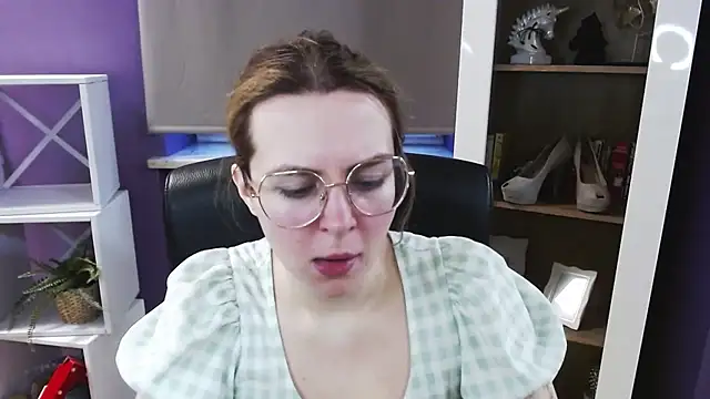 Zoey Erotic online show from April 13, 2026, 4:38 am