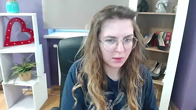 Snapshot of Zoey_Erotic chatting on February 28, 2025, 8:53 am Zoey Erotic online show from February 28, 2025, 8:53 am