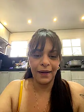 Snapshot of Kataliina chatting on September 8, 2025, 9:36 pm Kataliina online show from September 8, 2025, 9:36 pm
