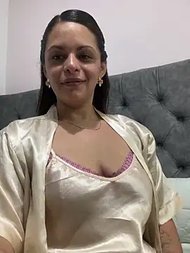 Snapshot of Kataliina chatting on March 8, 2025, 2:12 am Kataliina online show from March 8, 2025, 2:12 am