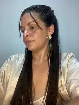 Snapshot of Kataliina chatting on March 3, 2025, 3:27 am Kataliina online show from March 3, 2025, 3:27 am