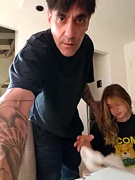 Snapshot of Elnonoykeila77 chatting on November 2, 2025, 10:48 pm Elnonoykeila77 online show from November 2, 2025, 10:48 pm