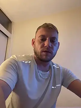 Weestud94 online show from December 30, 2024, 6:27 pm