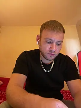 Weestud94 online show from February 26, 2025, 11:11 am