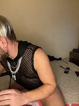 Weestud94 online show from November 26, 2025, 6:41 pm