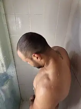 anthonylatynxd online show from March 18, 2026, 6:53 pm