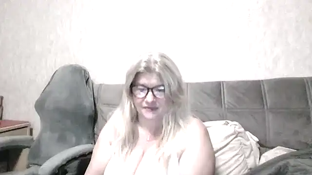 Diana 49 online show from May 7, 2026, 7:06 pm