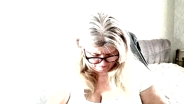 Diana 49 online show from March 19, 2026, 7:41 am