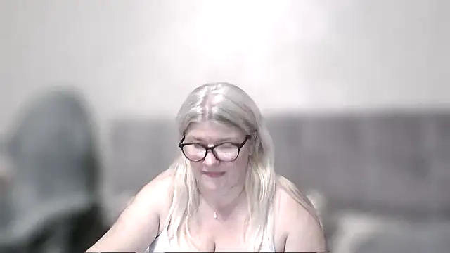 Diana 49 online show from May 4, 2026, 1:47 pm