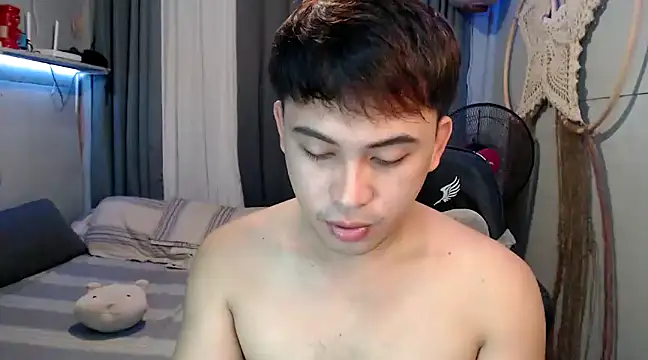 Snapshot of princeJayX chatting on January 27, 2025, 9:44 am princeJayX online show from January 27, 2025, 9:44 am