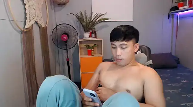 Snapshot of princeJayX chatting on February 26, 2025, 9:33 am princeJayX online show from February 26, 2025, 9:33 am