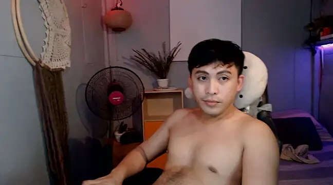 Snapshot of princeJayX chatting on March 11, 2025, 8:30 am princeJayX online show from March 11, 2025, 8:30 am