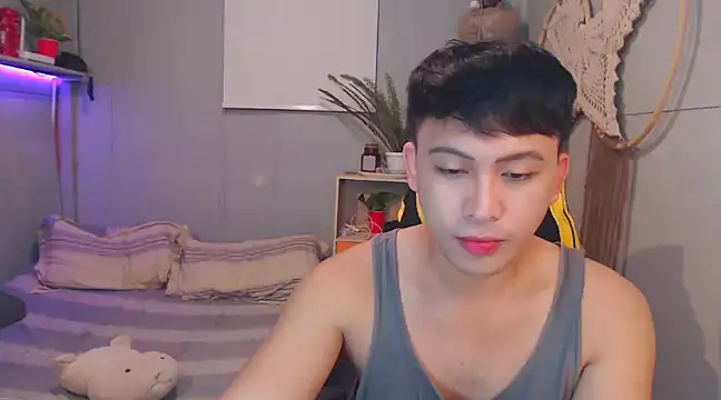 Snapshot of princeJayX chatting on February 21, 2025, 3:21 pm princeJayX online show from February 21, 2025, 3:21 pm