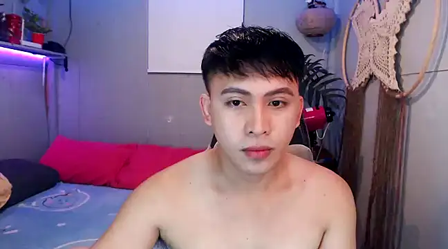 Snapshot of princeJayX chatting on February 13, 2025, 2:12 am princeJayX online show from February 13, 2025, 2:12 am