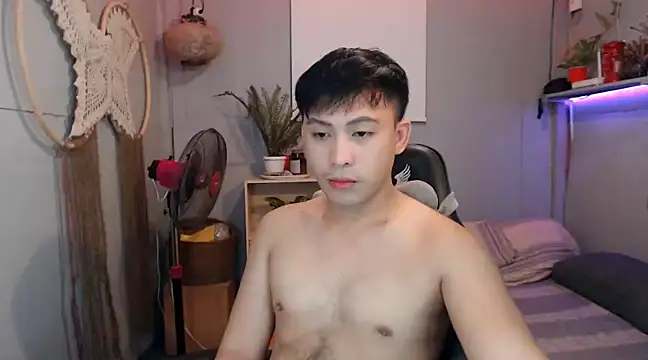 Snapshot of princeJayX chatting on February 25, 2025, 6:14 am princeJayX online show from February 25, 2025, 6:14 am