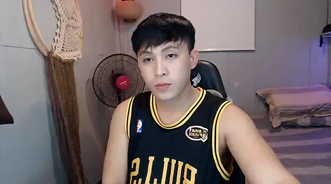 Snapshot of princeJayX chatting on March 8, 2025, 8:55 am princeJayX online show from March 8, 2025, 8:55 am