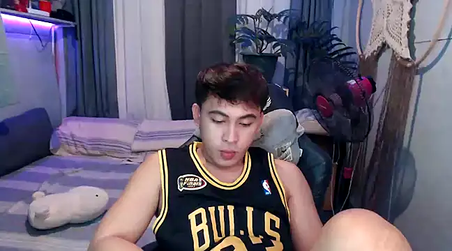 Snapshot of princeJayX chatting on January 29, 2025, 12:02 pm princeJayX online show from January 29, 2025, 12:02 pm