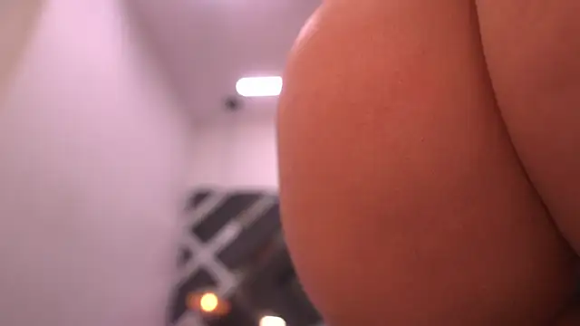 violeta aroca online show from October 16, 2025, 3:04 am