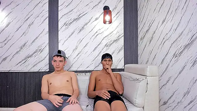 Savage Room online show from February 21, 2025, 1:33 pm
