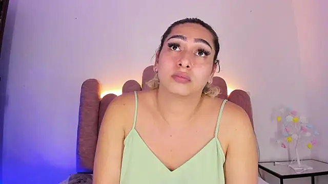 Snapshot of ISABELLASSMITH chatting on January 25, 2025, 3:19 am ISABELLASSMITH online show from January 25, 2025, 3:19 am