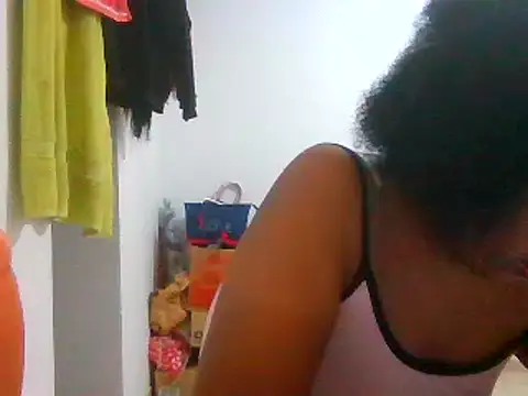Snapshot of Aishamara chatting on March 10, 2025, 5:54 am Aishamara online show from March 10, 2025, 5:54 am