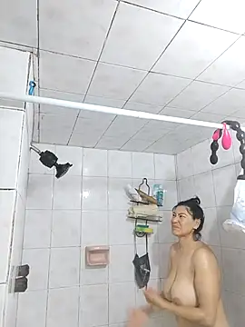 LaInsaciableIntensa online show from September 22, 2025, 11:55 pm