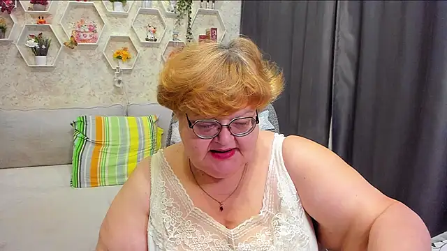  big love  online show from February 18, 2026, 9:11 pm