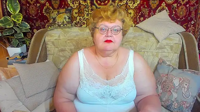  big love  online show from October 11, 2025, 7:15 pm