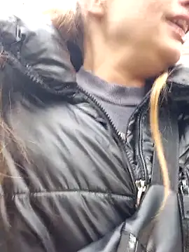 Snapshot of Keli_Jessi chatting on March 25, 2026, 1:10 pm Keli Jessi online show from March 25, 2026, 1:10 pm